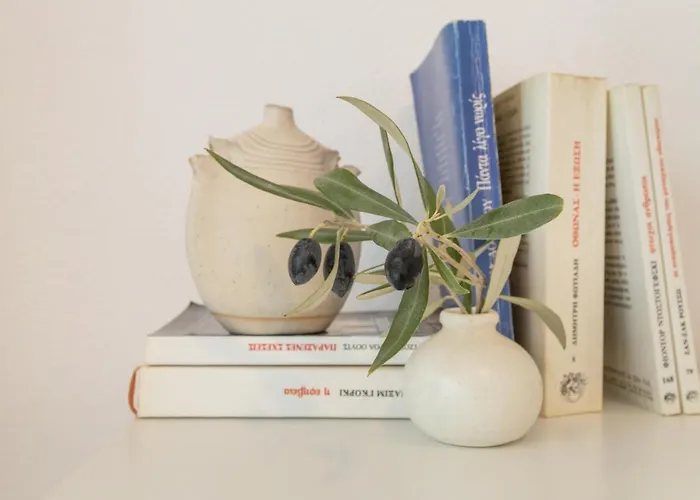 Apartment Traditional